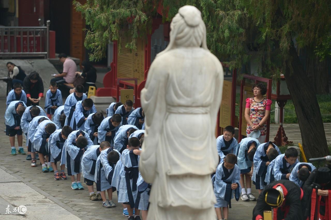 然八字命理分析 中国古代看相之术，退步到不如早年的人