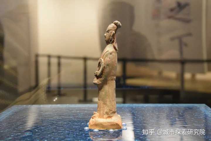 中国港口博物馆《千帆之下》展海船模型